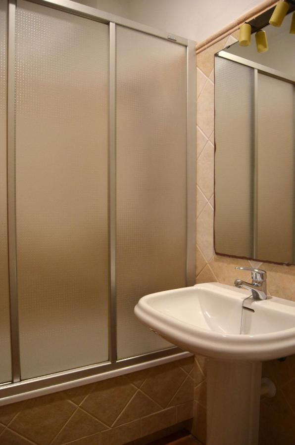 Hostal Dona Antonia Hotel Punta Umbría Екстериор снимка