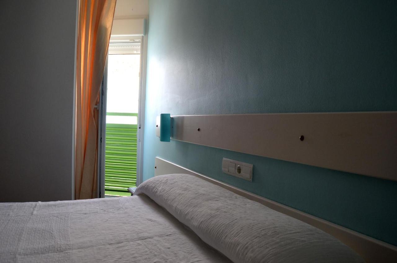 Hostal Dona Antonia Hotel Punta Umbría Екстериор снимка