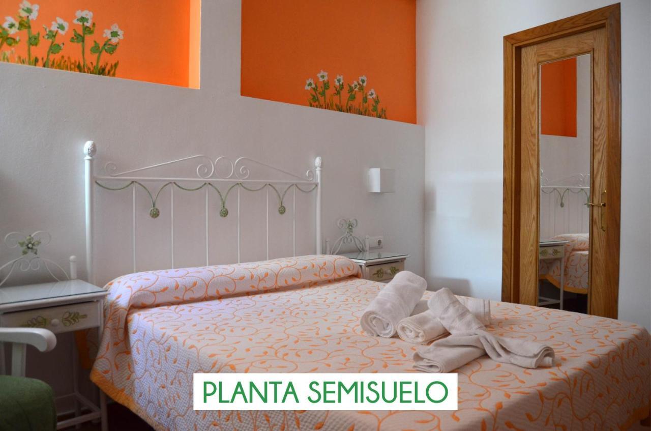 Hostal Dona Antonia Hotel Punta Umbría Екстериор снимка