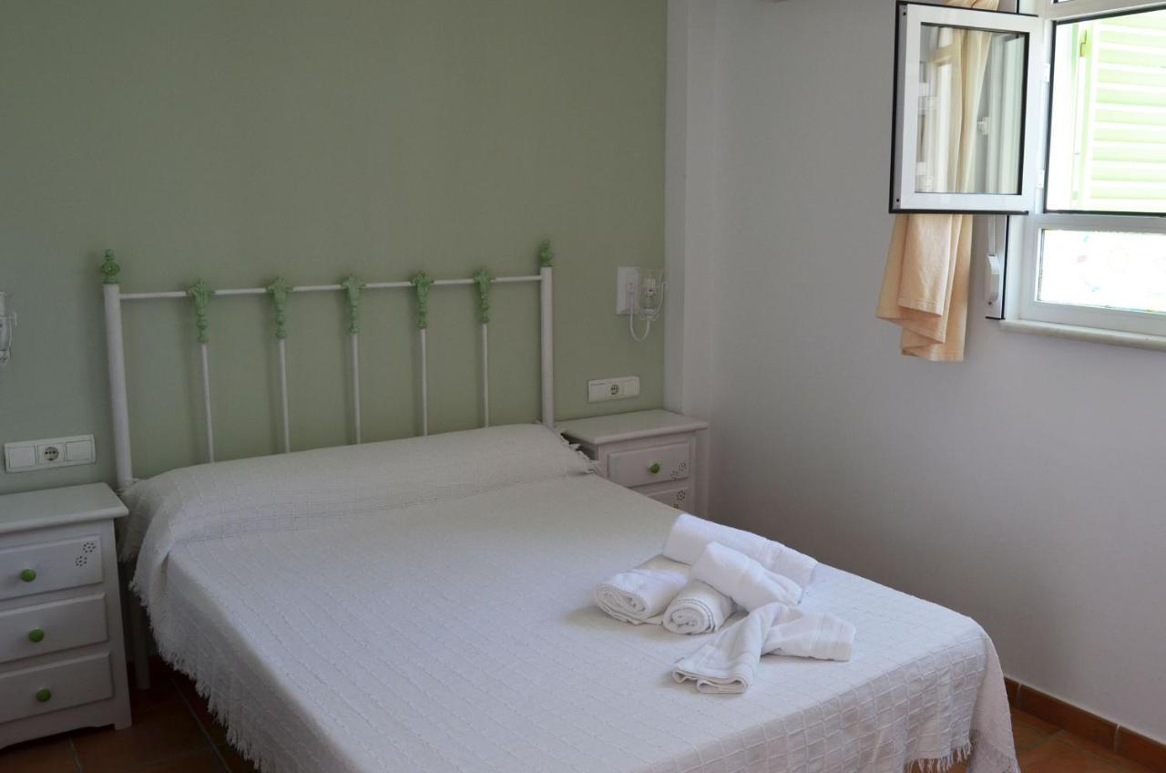 Hostal Dona Antonia Hotel Punta Umbría Екстериор снимка