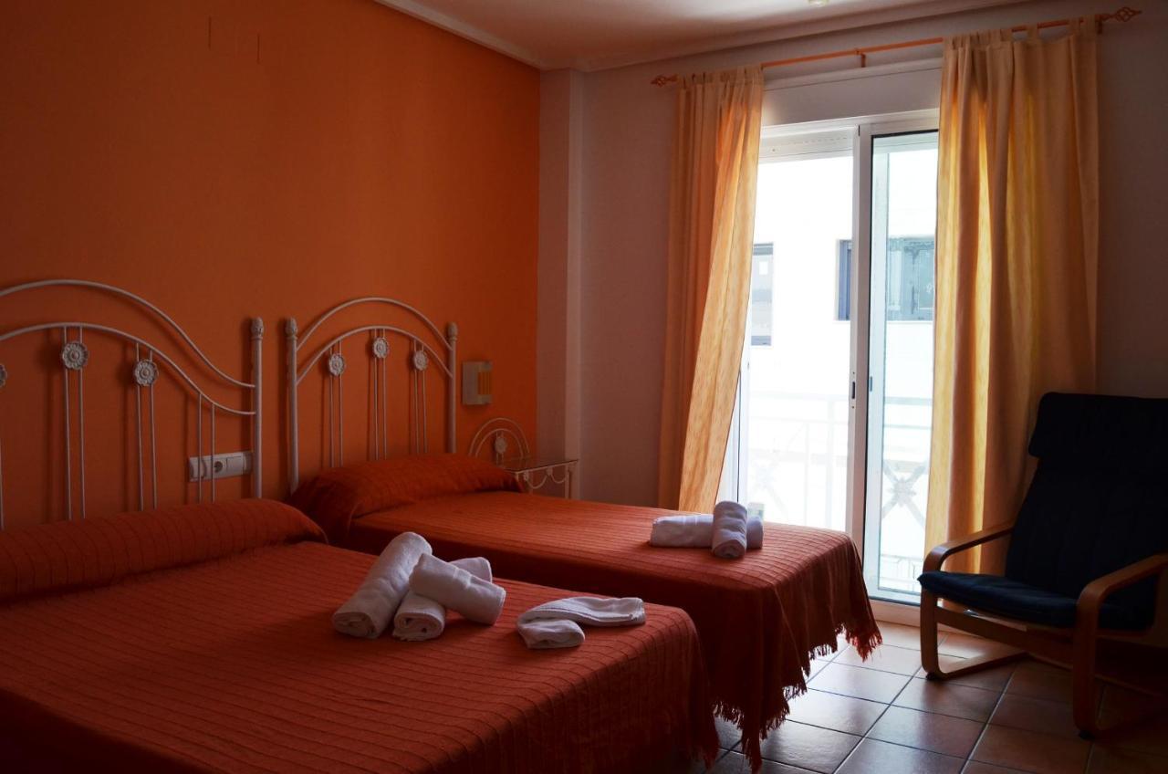 Hostal Dona Antonia Hotel Punta Umbría Екстериор снимка