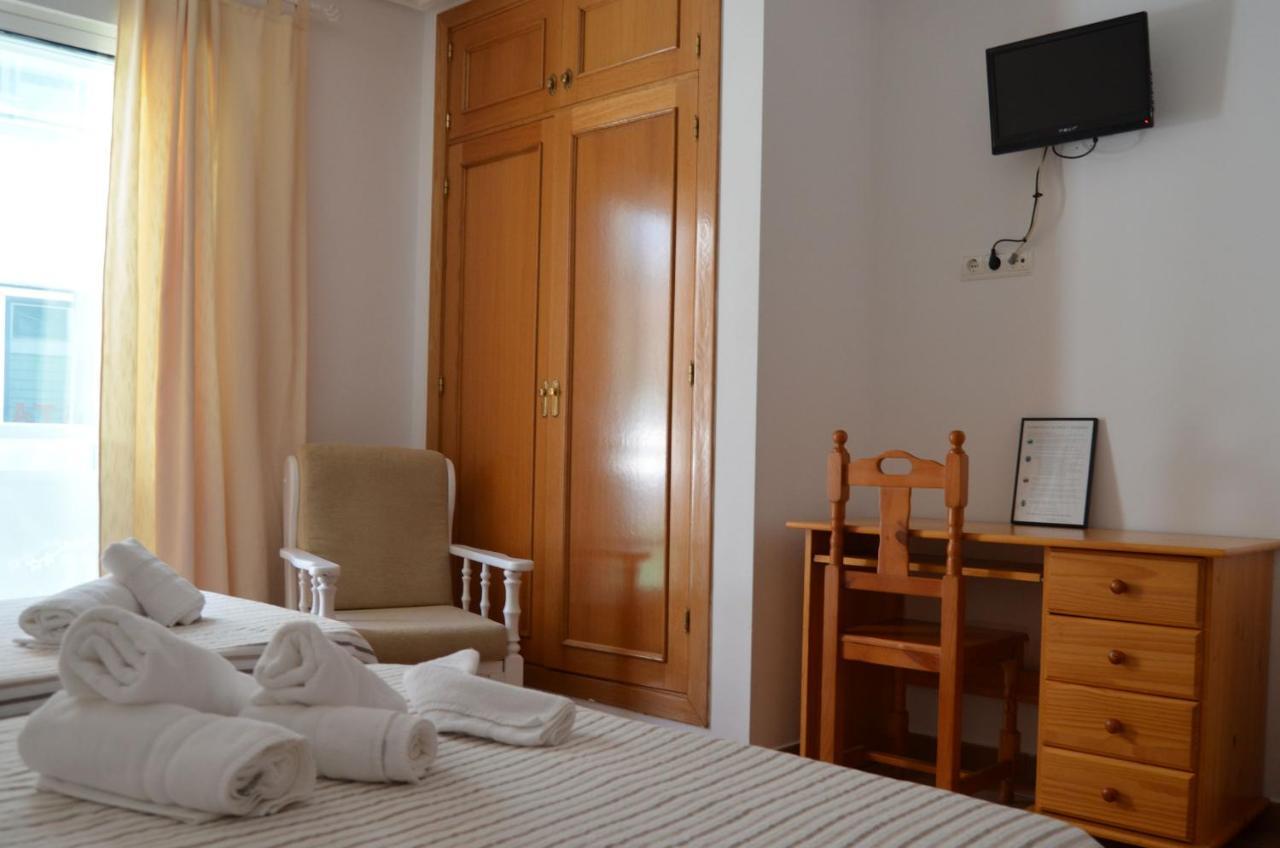 Hostal Dona Antonia Hotel Punta Umbría Екстериор снимка
