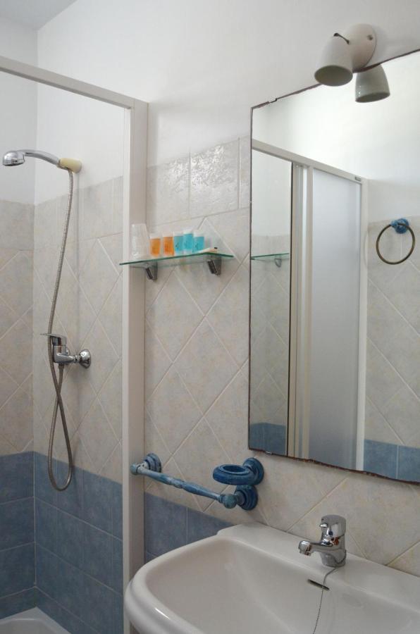Hostal Dona Antonia Hotel Punta Umbría Екстериор снимка